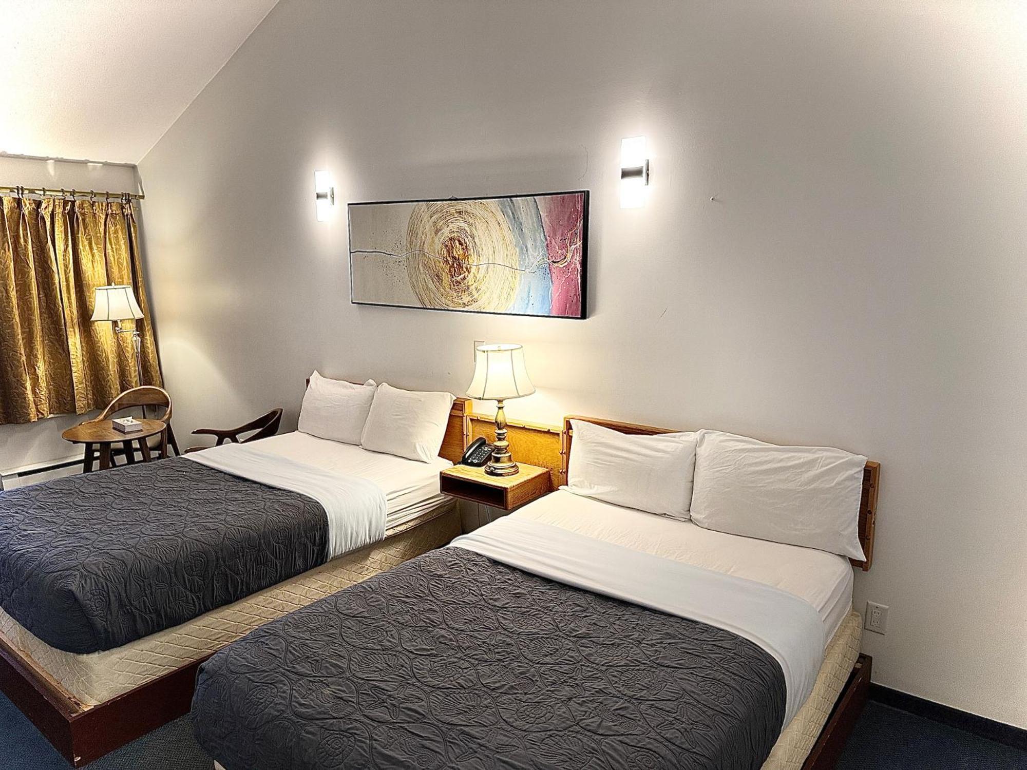 Sunshine Lodge Inn Гибсонс Экстерьер фото
