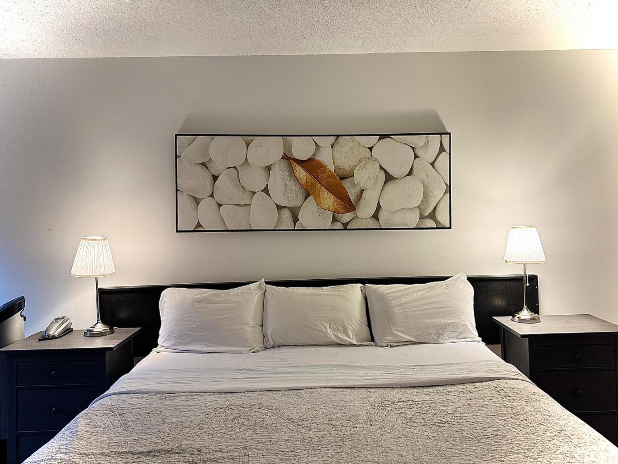 Sunshine Lodge Inn Гибсонс Экстерьер фото